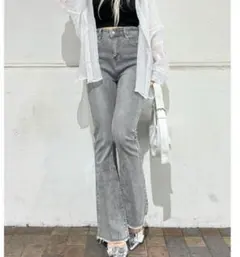 Spray　すそフリンジストレッチデニムフレアパンツ