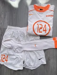 Item thumbnail for item cc320bfa-e8b2-4079-a404-16d07af68bc6