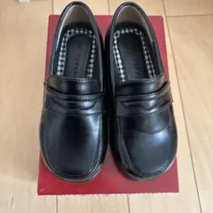 黒色 合成皮革 ローファー　17センチ