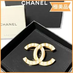 一点物　シャネル　ココマーク　ストライプ　ブローチ　ホワイト　ゴールド　送料無料