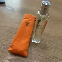 Hermès 香水 15ml エルメス　ポーチつき　ナイルの庭