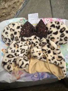ディズニー　ヒョウ柄ファンキャップ