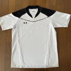 アンダーアーマー　Tシャツ