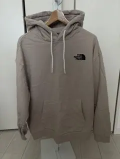 THE NORTH FACE ベージュ XL パーカー