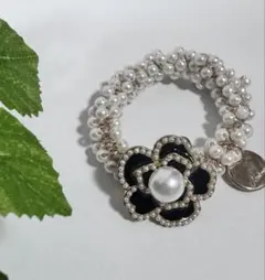 フラワーモチーフ パール ヘアゴム