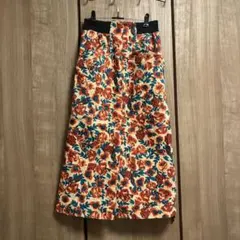 [ロデオクラウンズ] 花柄　コーデュロイタイトスカート ベージュ　赤 S