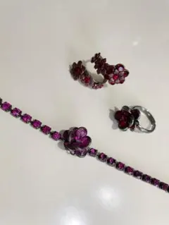 大特価✨アンティーク風アクセサリー3点セット