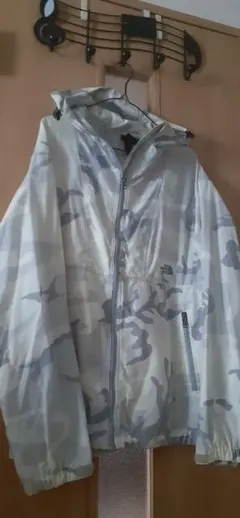 ザノースフェース　カモフラ　マウンテンパーカ　シュプリーム　STUSSY