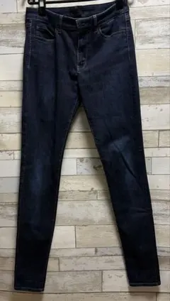 UNIQLO ユニクロ ウルトラストレッチスキニーフィットジーンズ