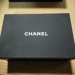 CHANEL ギフトボックス 黒