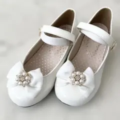 美品♪エニィファム　20cm フォーマルシューズ　リボン　ビジュー　パール　白