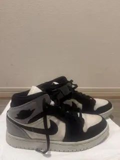 Nike Air Jordan 1 ブラック/ホワイト