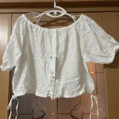 コットンレースクロップドブラウス⭐︎GU