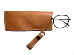 ハンドメイド　本革　メガネケース　ストラップ付　キャメルブラウン