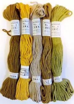 8009 T.E.C マタルボン 刺繍糸 4番 5束