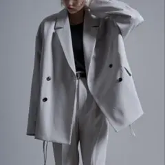 【完売品】loose ドレープ オーバーデザインダブルジャケット　オフグレー