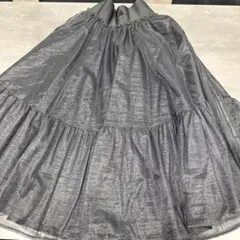 adidas グレー フリルスカート