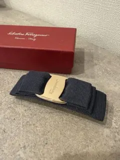 salvatore ferragamo フェラガモ ビジュー バレッタ ブラック - メルカリ