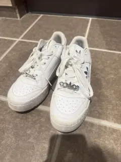 adidas レディース スニーカー ホワイト