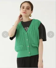 Green label relaxing ライトグリーン　ベスト