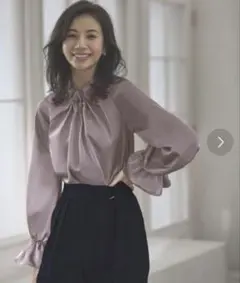 RUIRUE BOUTIQUE ウエーブタックパール　長袖ブラウス