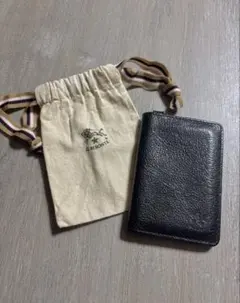 【IL BISONTE】ブラックレザーパスケース 定期入れ ★ポーチ付き