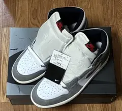 【新品タグ箱付】ナイキ エアジョーダン1