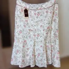 アリスバーリー LIBERTY FABRIC 花柄フレアスカート13号 タグ付きのサムネイル