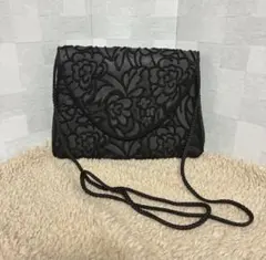 ⭐️フォーマルバックにも⭐️ビーズ刺繍 花柄刺繍　黒　ブラック　ショルダーバッグ