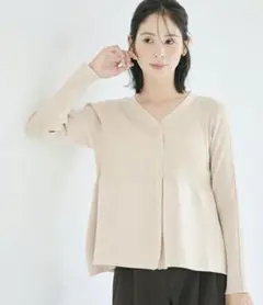 新品未使用タグ付き　coca スポンディッシュニットぺプラムカーディガン