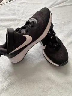 Nike ブラック スニーカー ベルクロ付き