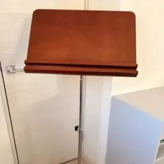 Item thumbnail for item cb02c7e3-176a-4a2c-b495-1d8ff8341037