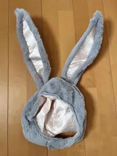 ウサギ　耳　コスプレ帽子　グレー