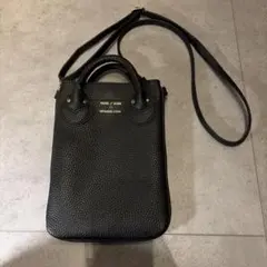 YOUNG & OLSEN スマホショルダーバッグ ブラックのサムネイル