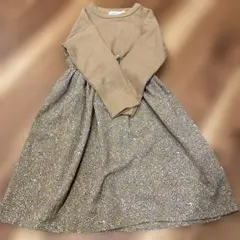 ベージュフラワープリント長袖ワンピース