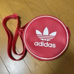 adidas ショルダーバッグ レッドのサムネイル