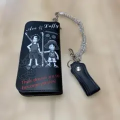ワンピース　長財布のサムネイル