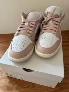 Nike WMNS Air Jordan 1 Low 