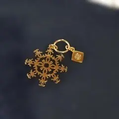 シャネル 雪の結晶 チャーム