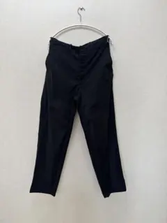 ブラック ワイドパンツ