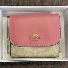 【新品未使用】COACH 財布　三つ折り　ピンク