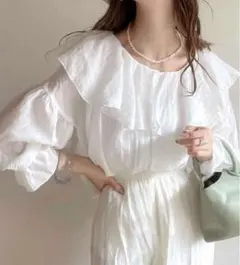 Classical Elf 2WAYラッフルフリルビッグカラーブラウス
