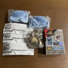 恐竜フィギュア　ガチャガチャとフリューくじ　恐竜ステッカー&スタンプ