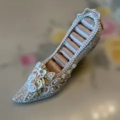 リングホルダー　リングピロー　リングケース　ハイヒール　レースお花パール　白