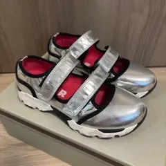 MARNI シルバー　スニーカーのサムネイル