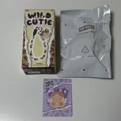 正規品crybaby wild but cutie スマホストラップ 紫