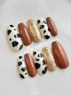 【サイズオーダー】No.5 大人牛ネイルチップ