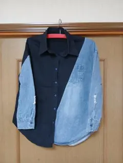 黒の切り替えデニムの長袖シャツ