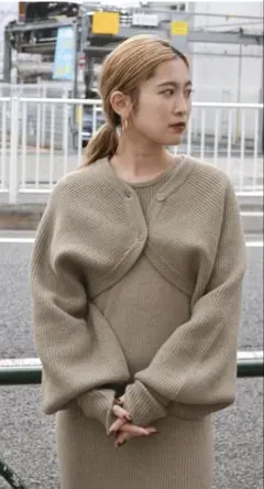 Item thumbnail for item a786b1e4-3960-4180-93a3-1e0dfe4a8699