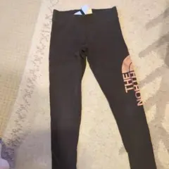 ノースフェイス　 アスファルトグレー　ロゴピンク　スポーツレギンス　スパッツ